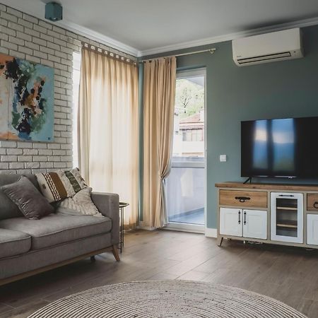Apartament Stylish 1Bd - Free Private Garage Płowdiw Zewnętrze zdjęcie
